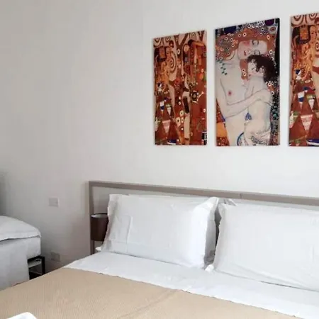 Caba Colombo Apartman *